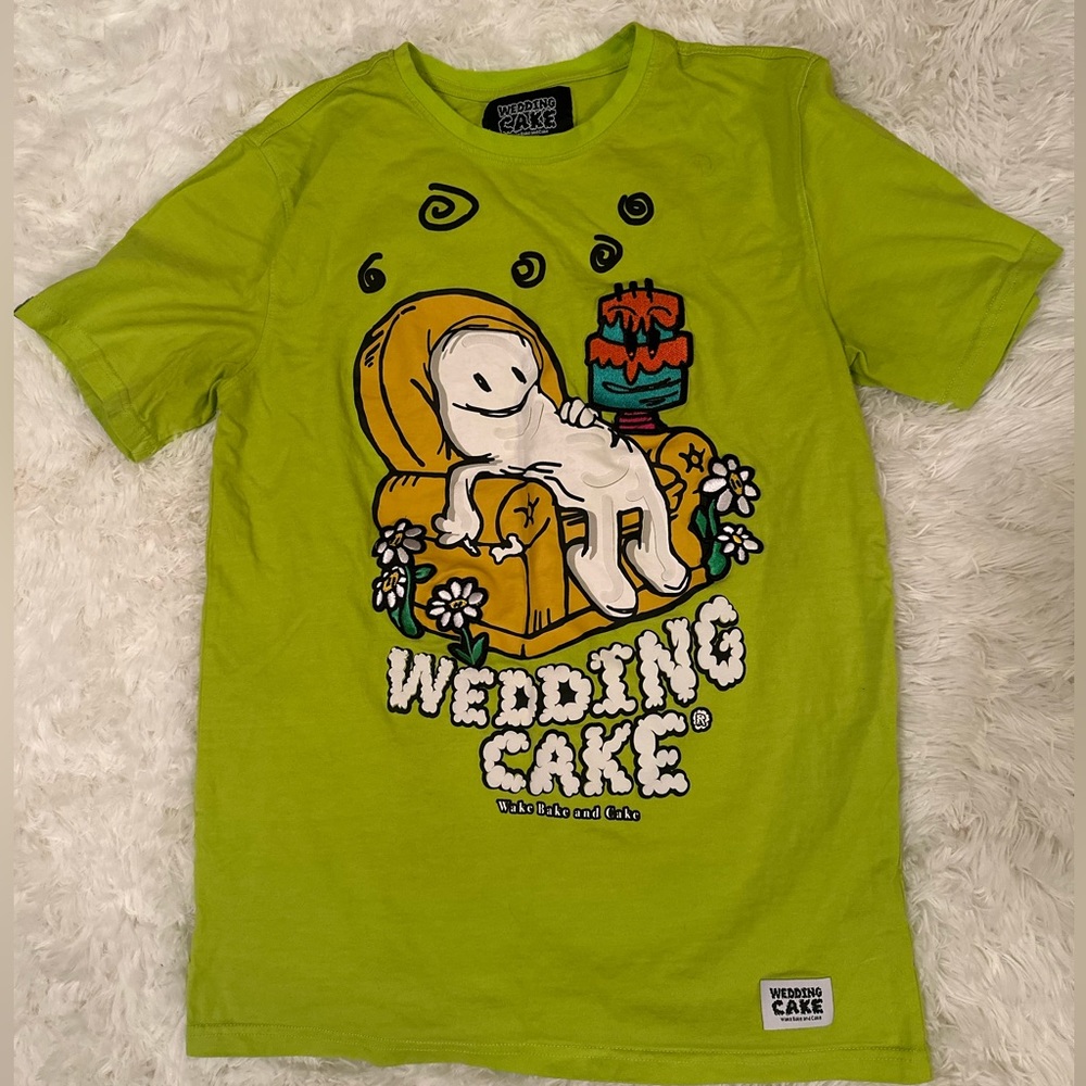 Wedding Cake wake and bake t-shirt size M